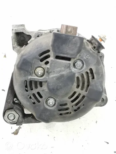 Toyota Yaris Generatore/alternatore 270600N040