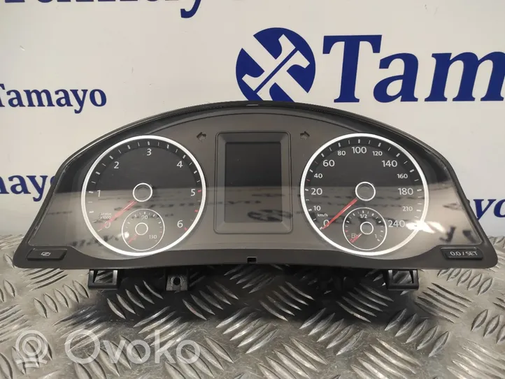 Volkswagen Tiguan Spidometras (prietaisų skydelis) 5N0920871B