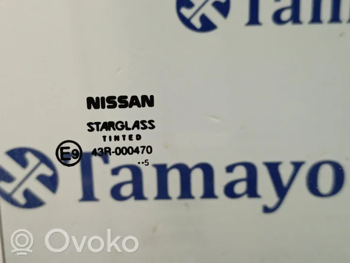 Nissan Patrol Y60 Основное стекло передних дверей (четырехдверного автомобиля) 43R000470