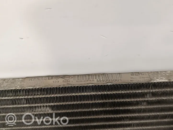 Renault Kangoo II Jäähdyttimen lauhdutin (A/C) 8200455795