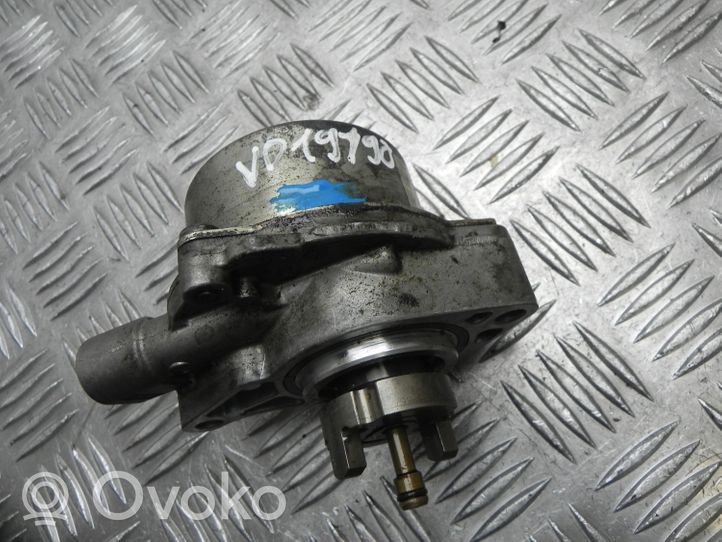 Jaguar XJ X351 Vacuum pump 14058R0ZE