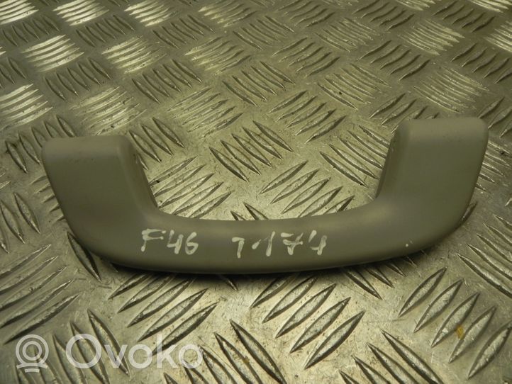 BMW 2 F46 Asidero interior delantero 21437511