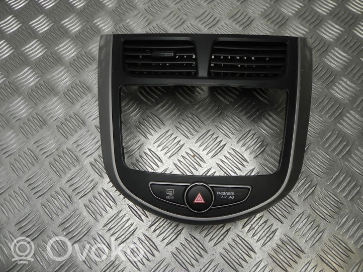 Hyundai Accent Console centrale, commande chauffage/clim 847401R100