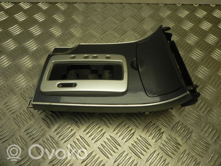 Mazda 3 II Console centrale, commande chauffage/clim GR1C64341