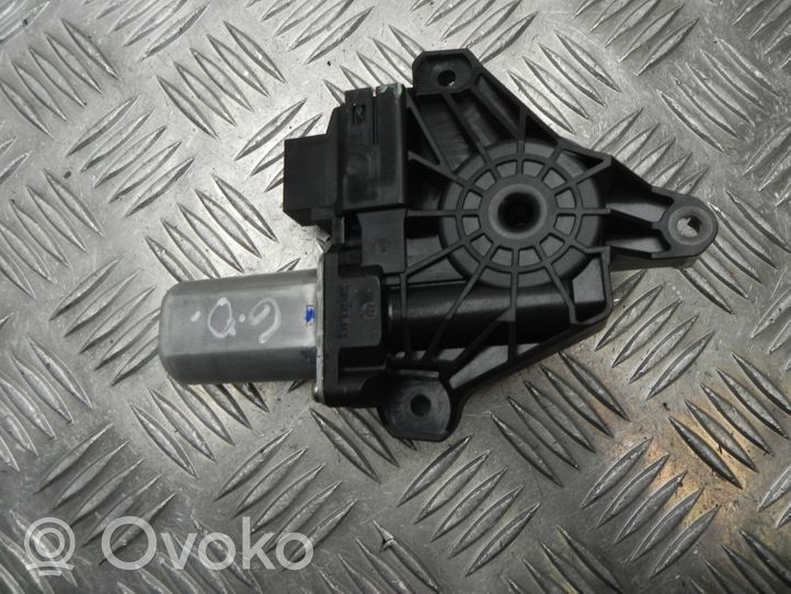 Ford Focus Motorino alzacristalli della portiera anteriore A2139060602