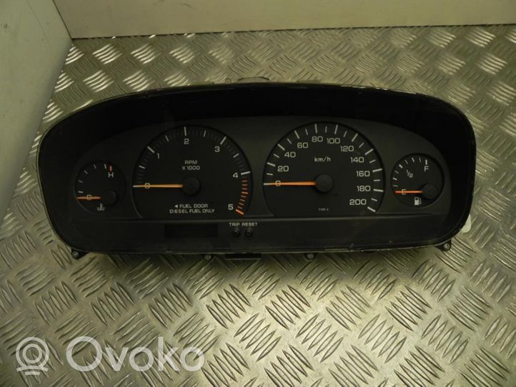 Dodge Grand Caravan Licznik / Prędkościomierz P04685629AB