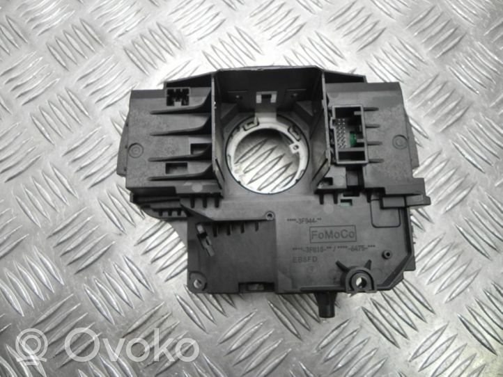 Ford Focus Konsola środkowa / Radio / GPS F1FT13N064JE