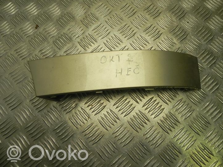 Skoda Octavia Mk2 (1Z) Copertura modanatura barra di rivestimento del tetto 1Z5813345