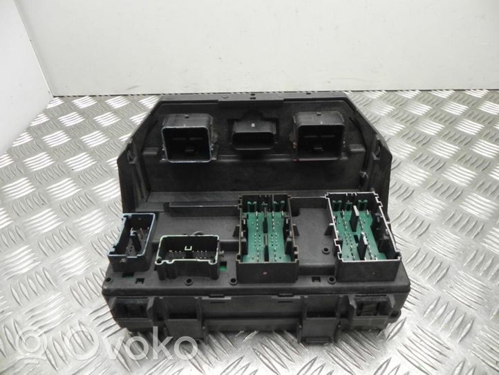 Dodge Grand Caravan Set scatola dei fusibili 68239606AA