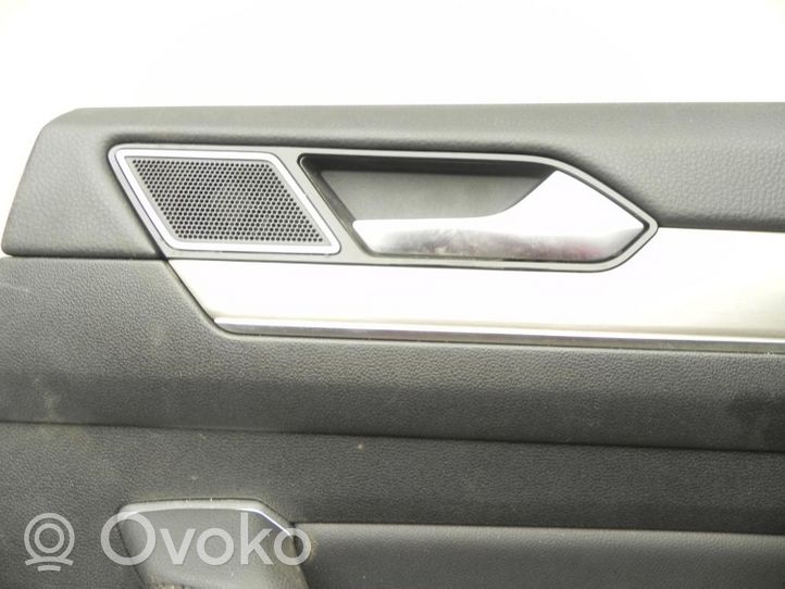 Volkswagen PASSAT B8 Apmušimas priekinių durų (obšifke) 3G5867212