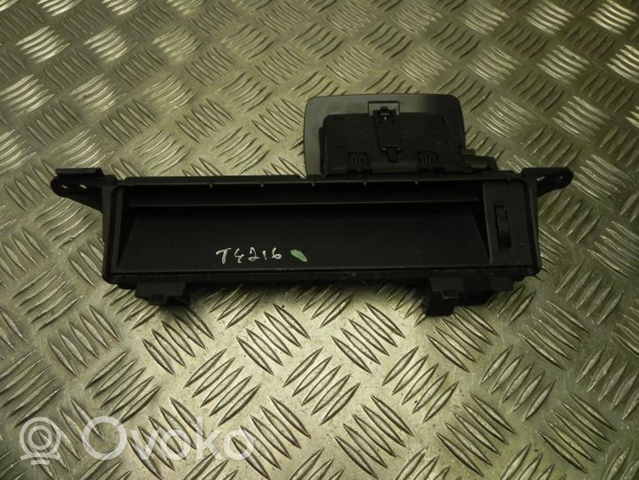 Toyota RAV 4 (XA40) Griglia di ventilazione posteriore 5583342020