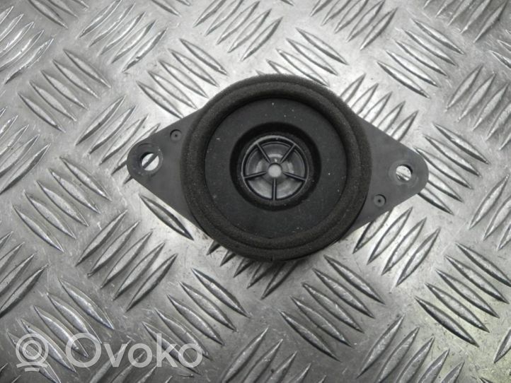 Toyota RAV 4 (XA40) Głośnik wysokotonowy drzwi przednich 8615042010