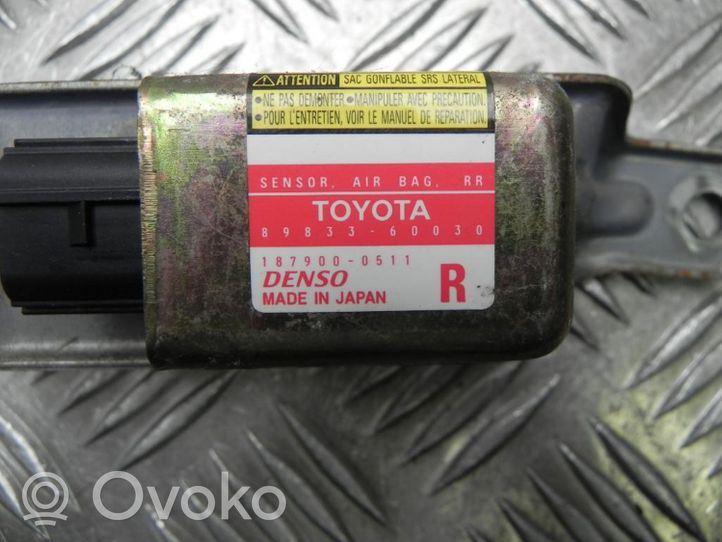 Toyota Land Cruiser (J100) Czujnik uderzenia Airbag 8983360030