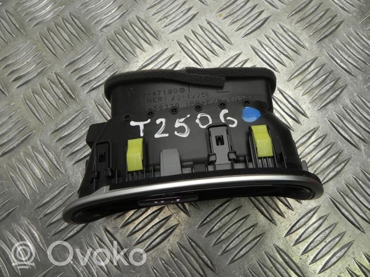 Toyota Prius (XW50) Rear air vent grill 5565047190