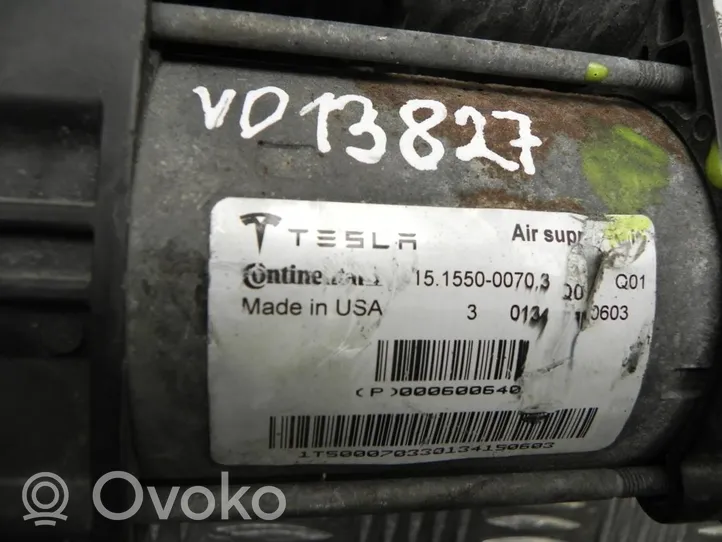 Tesla Model S Ilmajousituksen kompressoripumppu 15155000703