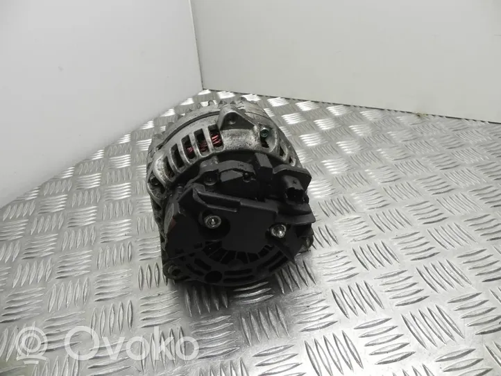 Opel Movano B Generatore/alternatore 401740012