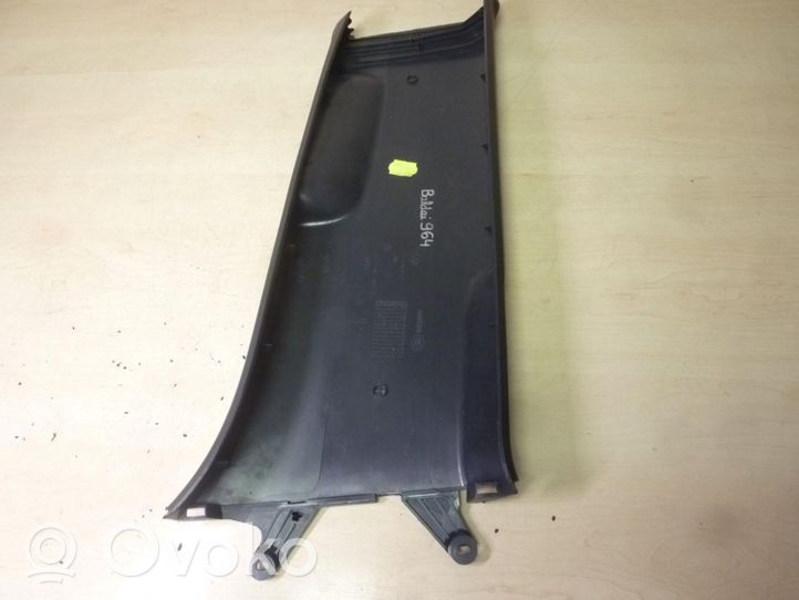 Volkswagen Golf VI Rivestimento montante (B) (fondo) 1K4867297J