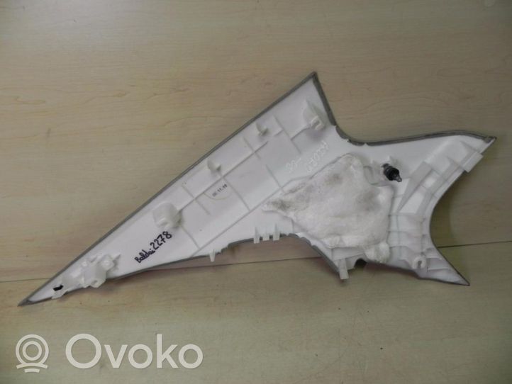 Honda Accord Osłona środkowa słupka / C 84131TL0G01020