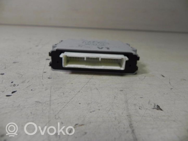 Toyota Avensis T270 Module d'éclairage LCM 8994020010