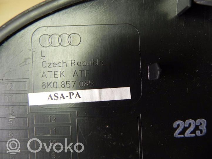 Audi A4 S4 B8 8K Rivestimento laterale della consolle centrale anteriore 8K0857085