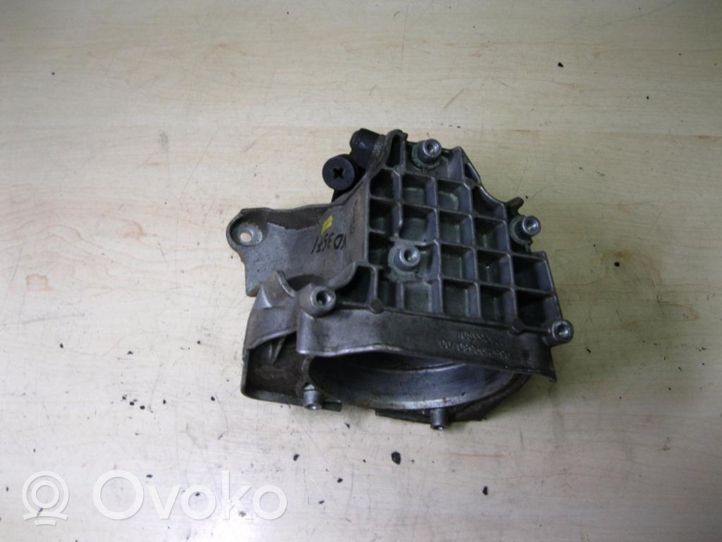 Ford Kuga I Boîtier de filtre à carburant 9683199680