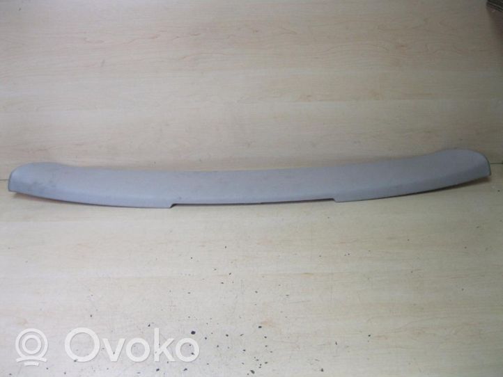 Volkswagen Jetta III Rivestimento montante (D) (superiore) 1K5867617C