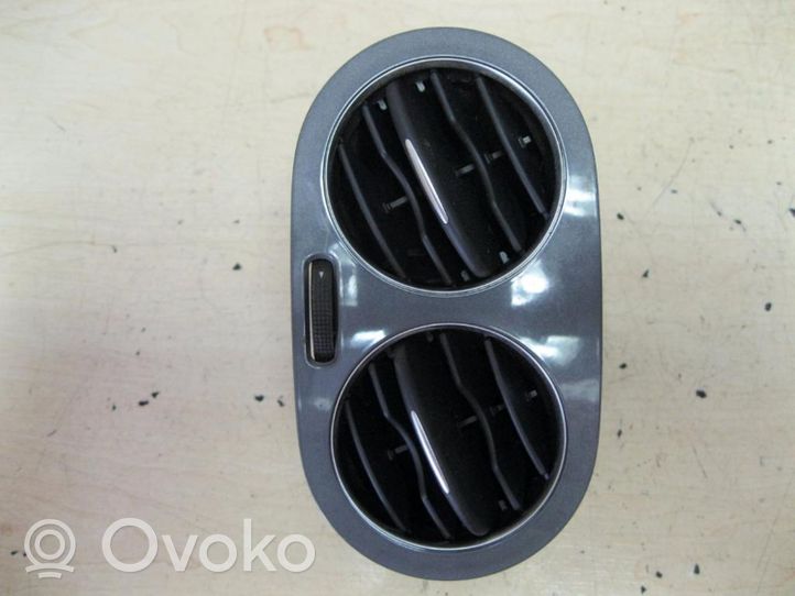 Volkswagen Tiguan Griglia di ventilazione posteriore 5M0819758