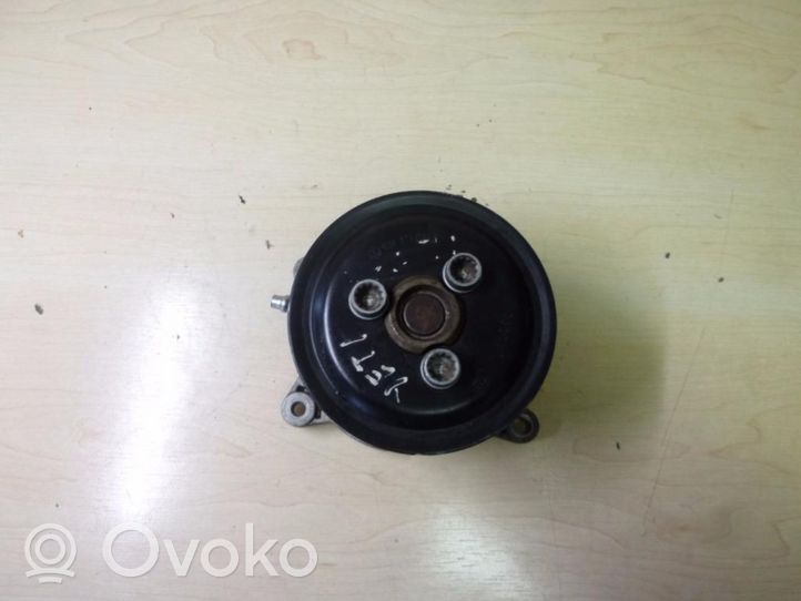 Skoda Yeti (5L) Pompa wody 03F121004B