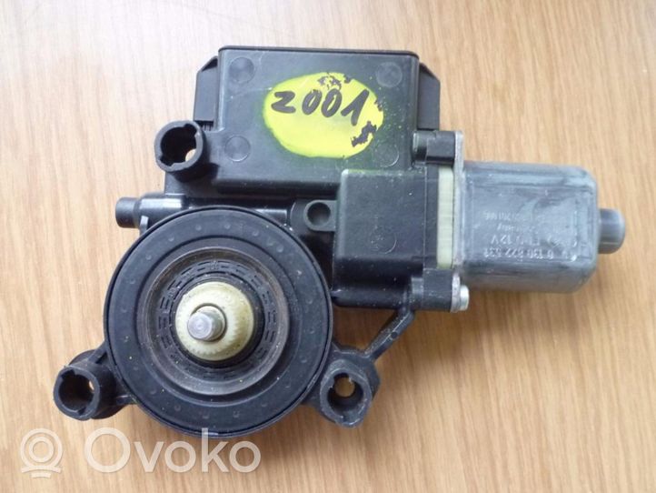 Volkswagen Polo V 6R Priekinis varikliukas langų pakėlėjo 6R0959801AD