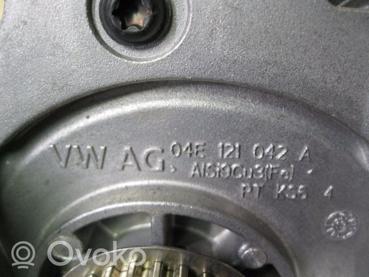 Skoda Octavia Mk3 (5E) Pompa wody 04E121042A