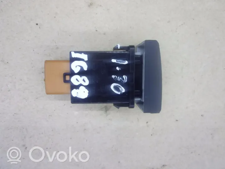 Hyundai i30 ESP (stability program) switch 202007239