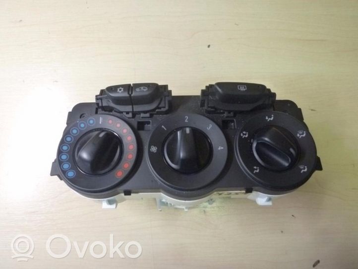 Opel Adam Oro kondicionieriaus/ klimato/ pečiuko valdymo blokas (salone) 5T0731814