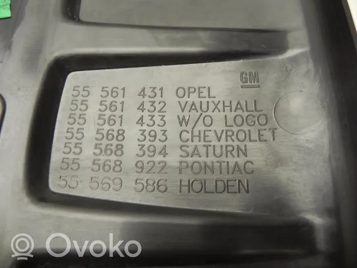Opel Corsa D Couvercle cache moteur 55561431