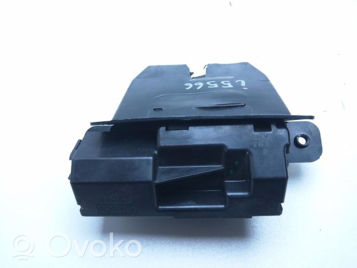 Ford Fiesta Zamek pokrywy przedniej / maski silnika 8A61A442A66BE