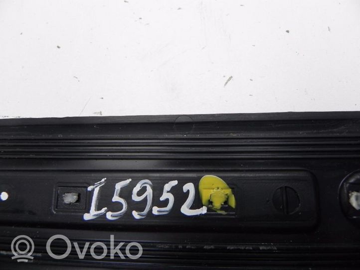 Volvo V50 Próg 30744287
