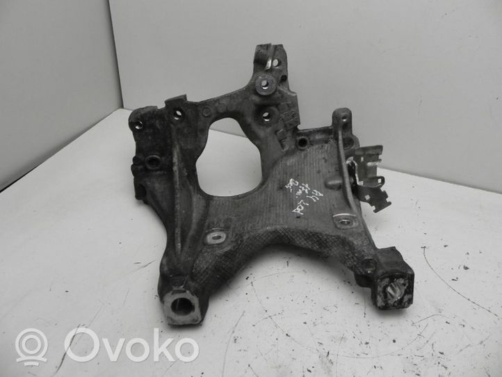 Audi A4 S4 B9 Variklio tvirtinimo kronšteinas 8W0399296E