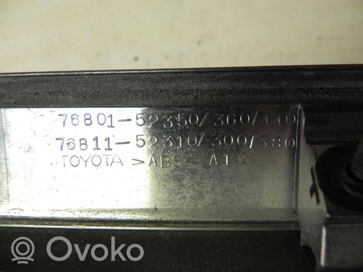 Toyota Yaris Listwa oświetlenie tylnej tablicy rejestracyjnej 7680152350