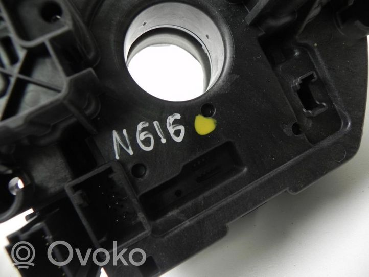 BMW 4 F32 F33 Leva/interruttore dell’indicatore di direzione e tergicristallo 9351148