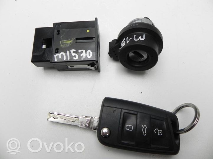 Volkswagen Golf VII Aizdedzes ECU komplekts 8E0905855C