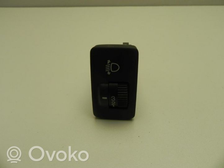 Honda CR-V Przycisk / Pokrętło regulacji świateł AH0405