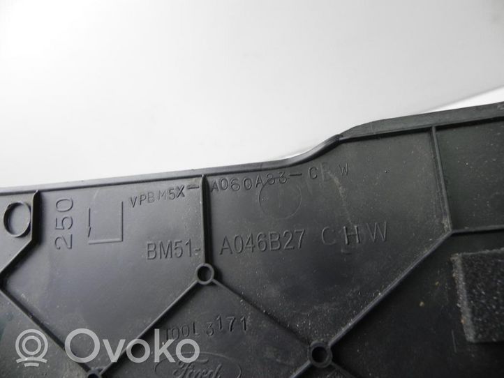 Ford Focus Instrumentu paneļa dekoratīvā apdare BM51A046B27