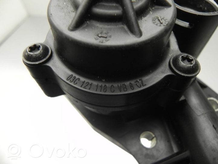 Volkswagen Golf V Alloggiamento termostato 03C121121C