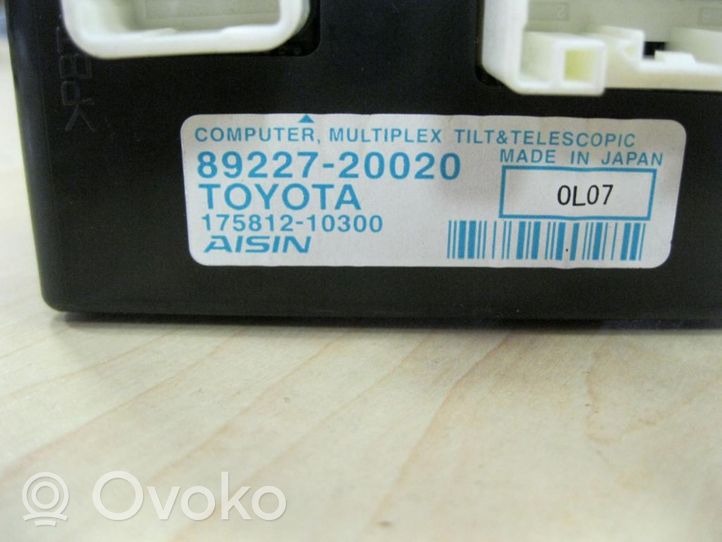 Toyota Avensis T270 Moduł / Sterownik wspomagania kierownicy 8922720020