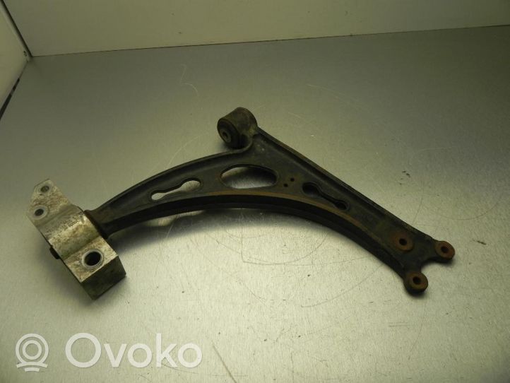 Skoda Octavia Mk1 (1U) Braccio di controllo sospensione posteriore superiore/braccio oscillante 1K0407153N