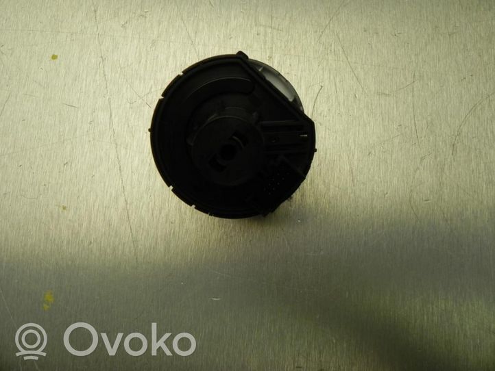 Skoda Octavia Mk3 (5E) Interrupteur d’éclairage 5E0941431F