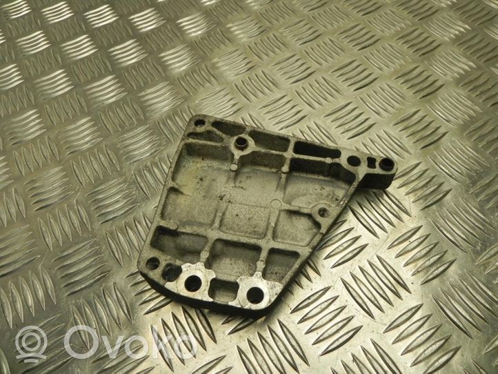 Fiat 500L Engine mounting bracket 55243761