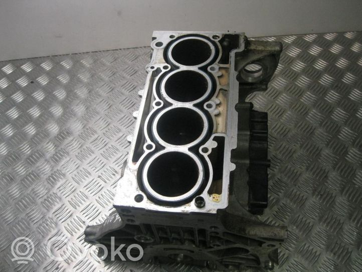 Skoda Yeti (5L) Blok silnika CBZ03F103019L