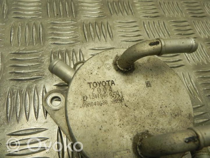 Toyota Avensis T270 Moottoriöljyn jäähdytinlaite 1241009591