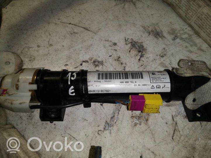 Audi A8 S8 D2 4D Šoninė oro pagalvė 4D0880741