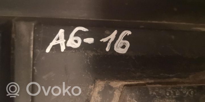 Volvo XC70 Support de montage de pare-chocs avant 8648150